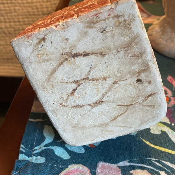 Adorable authentic chalk doggies bookend, one only. See pic for wear, so cute❤️! - Picture 6 of 6